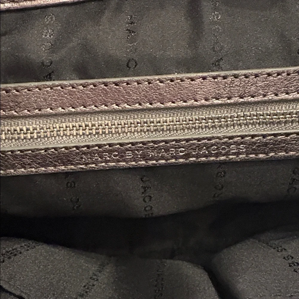 Marc By Marc Jacobs Metallic Leather Crossbody Bag - Picture 11 of 13